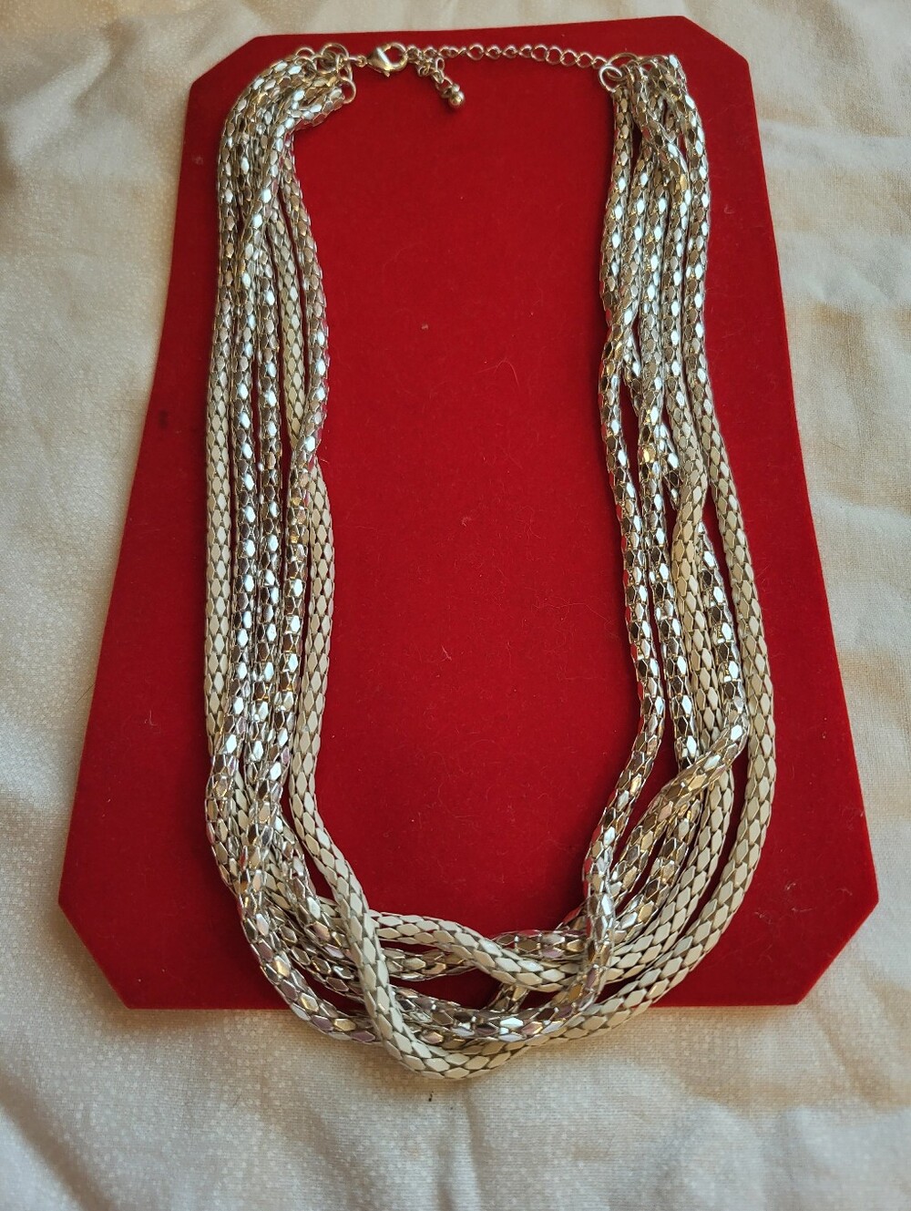 Sarah Coventry 5 Strand Silver And White Rope Necklace